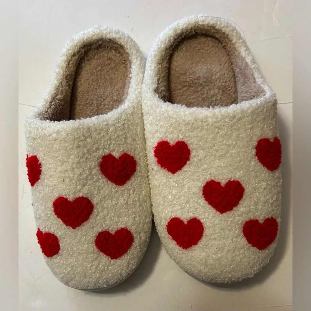 Heart Patterned Bedroom Slippers 42-43